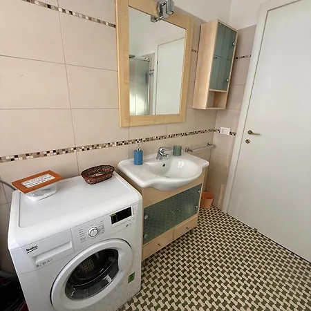 Apartment Il Pesce Di Legno Livorno
